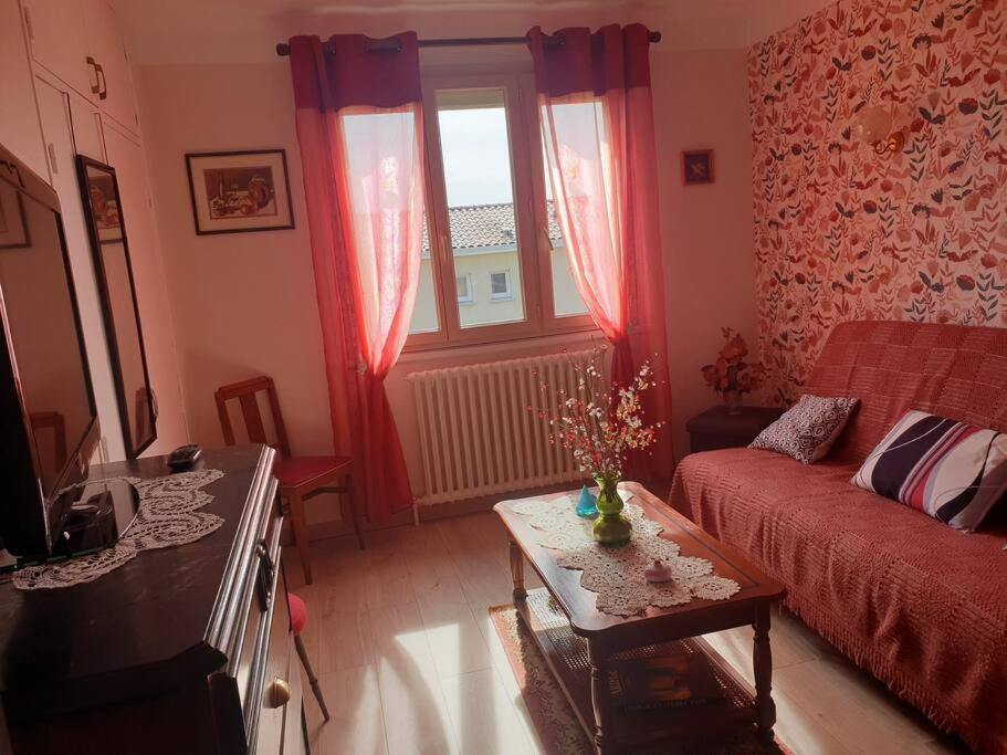 Appartement Avec Grand Jardin Labatut  Exterior foto